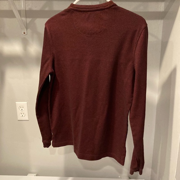 Van Heusen V-Neck Top - Picture 5 of 9